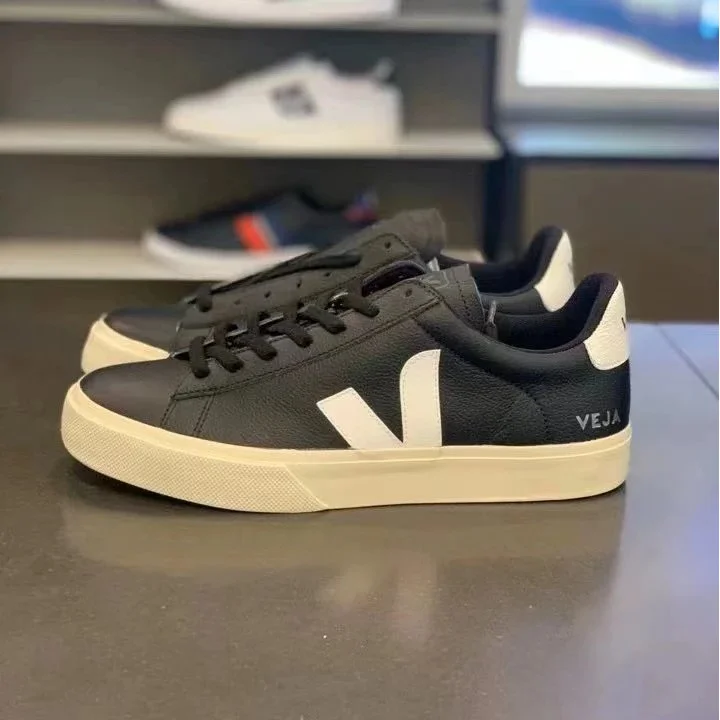 Veja VEJA Black/White Sneakers