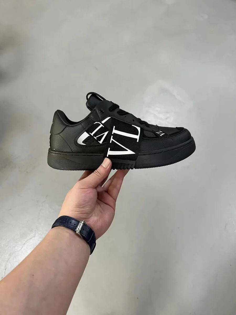 Valentino Valentino Rockstud VLTN Black Sneakers Black - 1