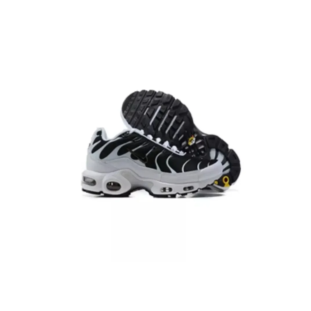 Nike Air Max Tuned Air Triple Black Sneakers
