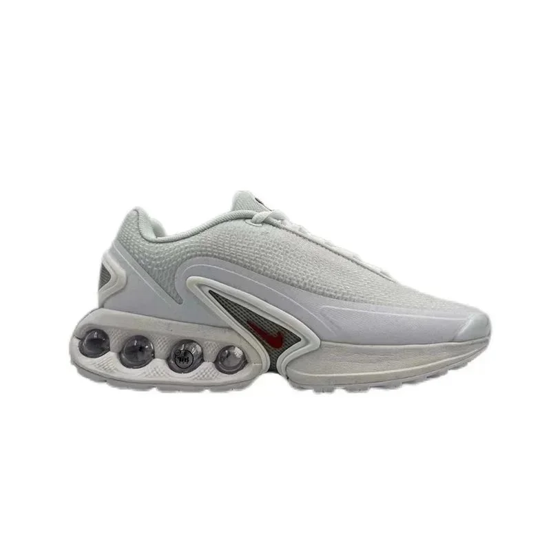 Nike Nike Air Max Shox Triple White Sneakers White - 1