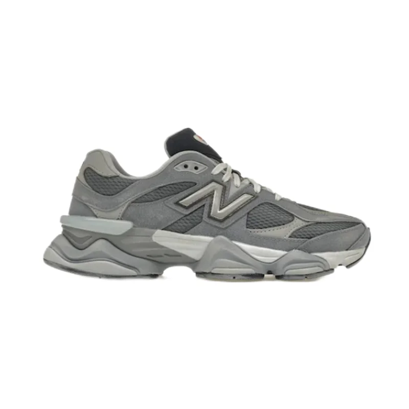 New Balance 900 Grey Sneakers