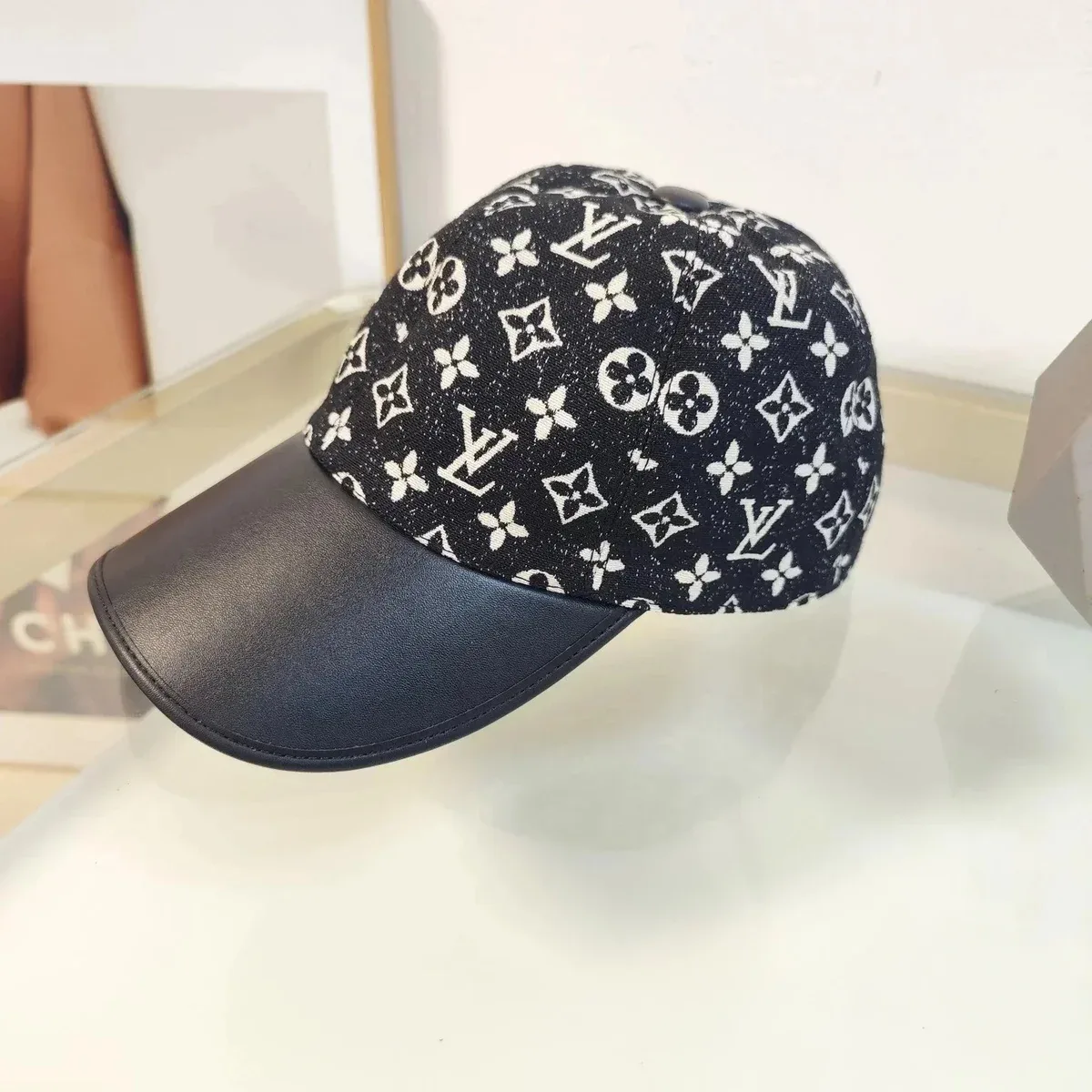 Louis Vuitton Tabi Monogram Cap Black/White Headwear