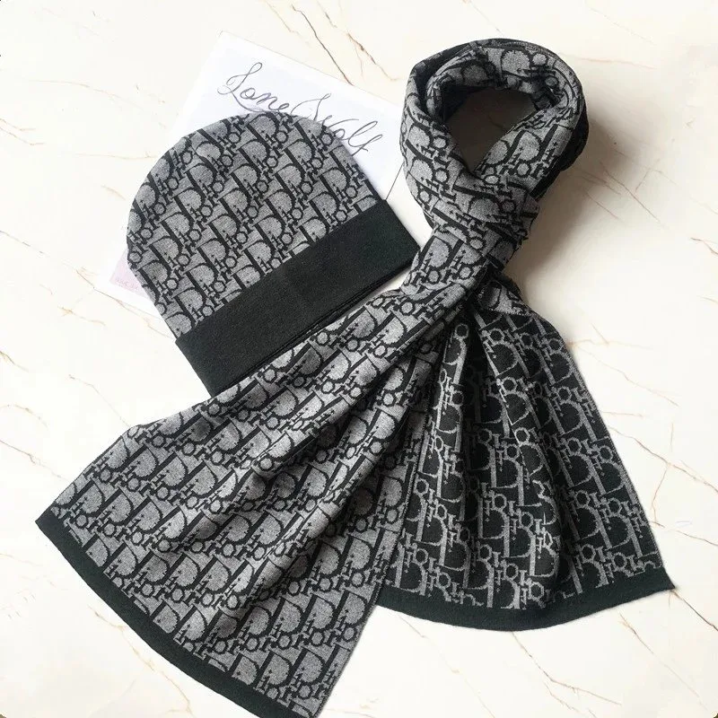 Dior Classic Logo Beanie & Scarf Set Black/Graphite