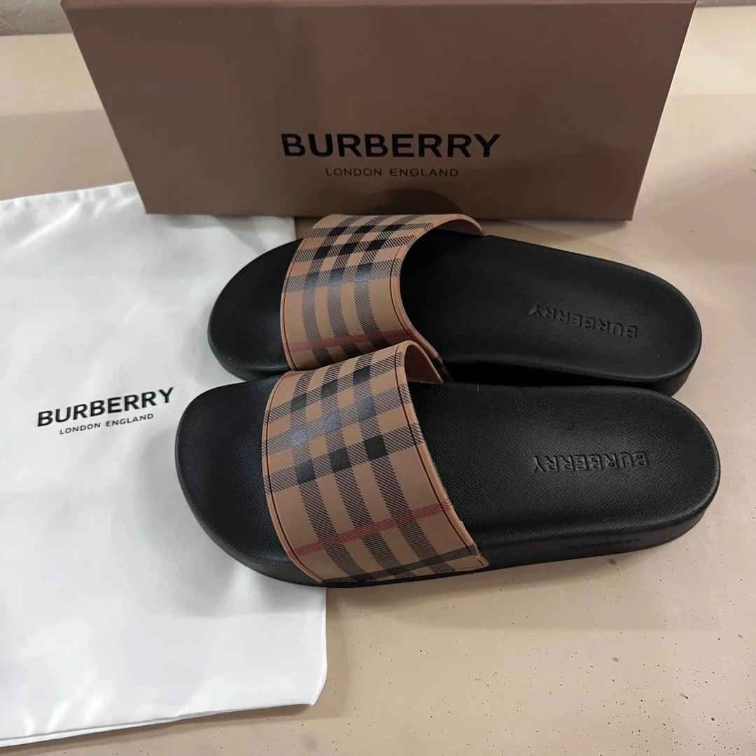 Burberry Classic Check Slide Sandals Black/Beige