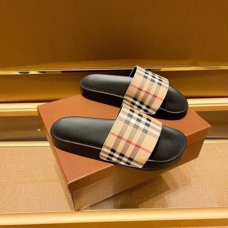 Burberry Classic Check Slide Sandals Black/Beige