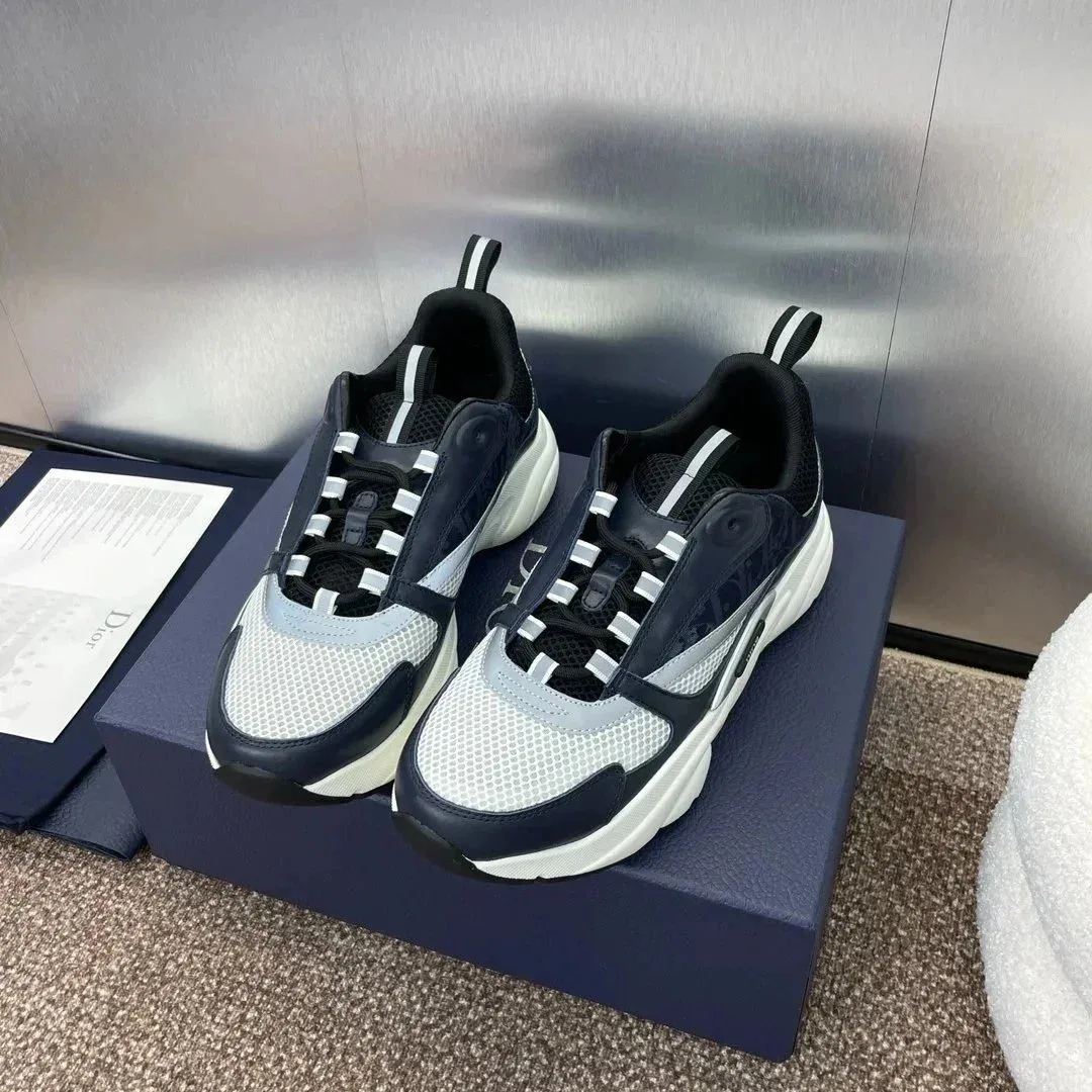 Dior Dior Book Tote White/Black Sneakers