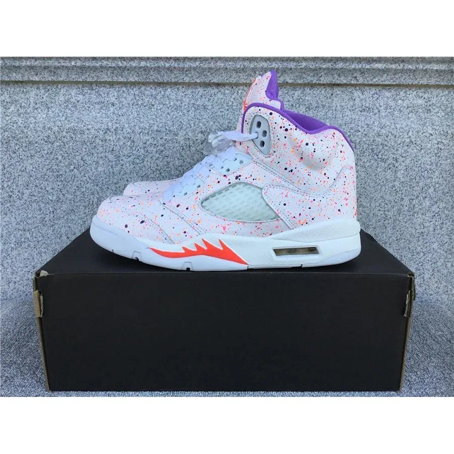 Air Jordan 5 'Sail/University Red' Sneakers