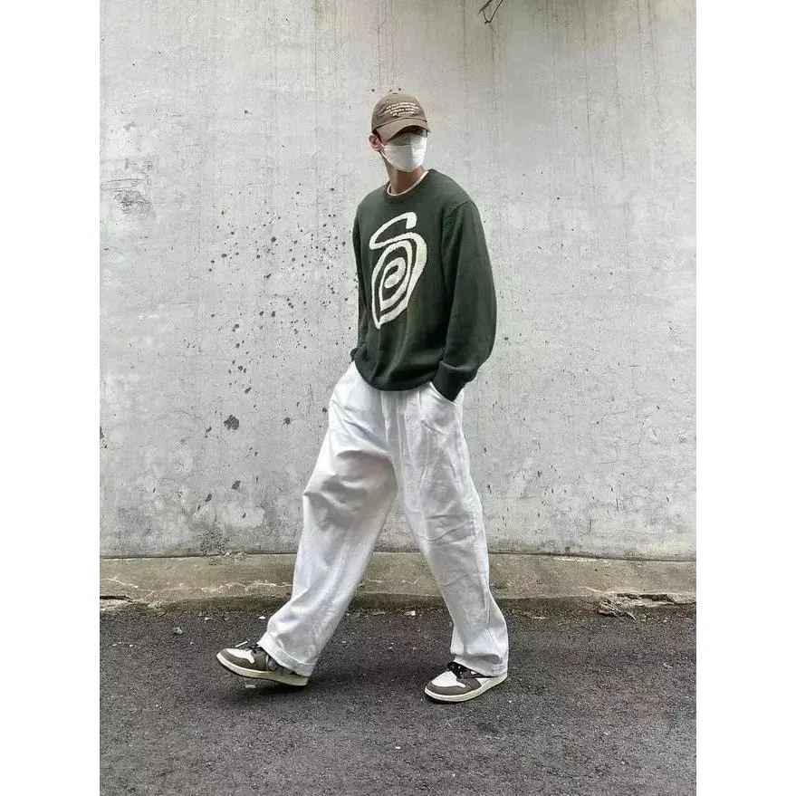 Unknown Brand Oversized Sweater with Spiral Logo White Pants