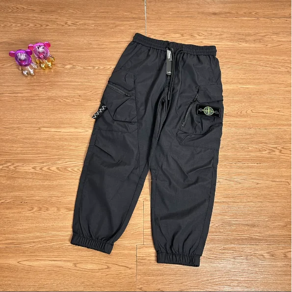 Stone Island 68-15 Black Cargo Pants