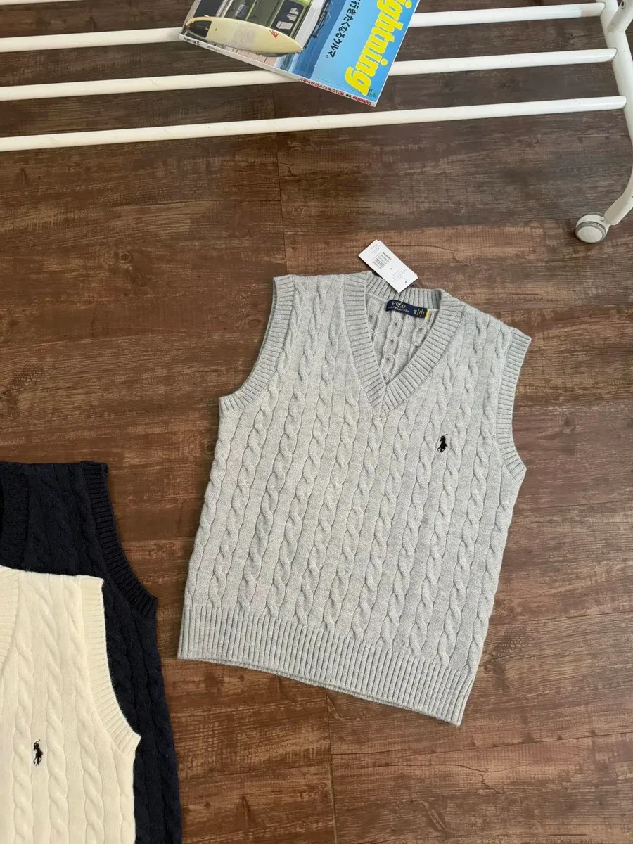 Polo Ralph Lauren Cable Knit V-Neck Sweater Vest Grey