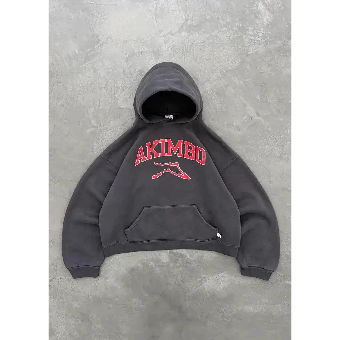 AKIMBO Oversized Hoodie in Charcoal Red