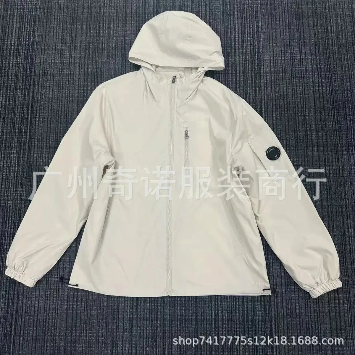 Unisex 06A复古白连帽夹克