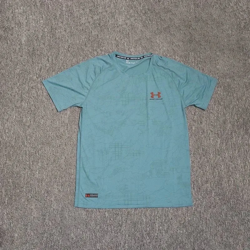 Under Armour T-Shirt Light Blue Solid T-Shirt