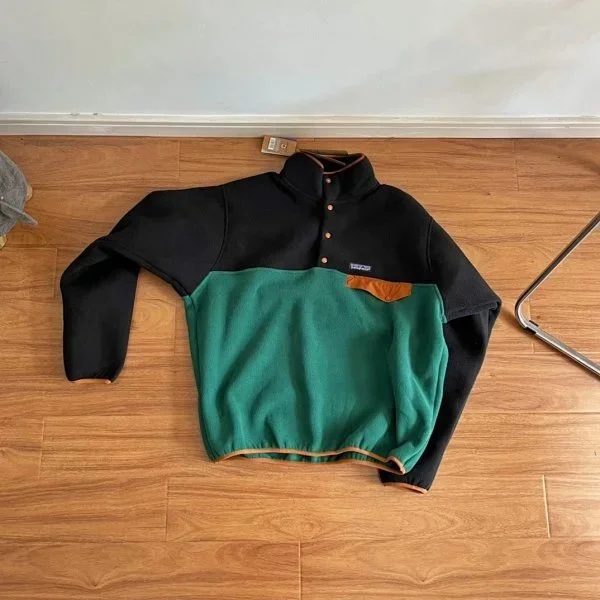 Patagonia Classic Synchilla Black/Green Fleece Jacket