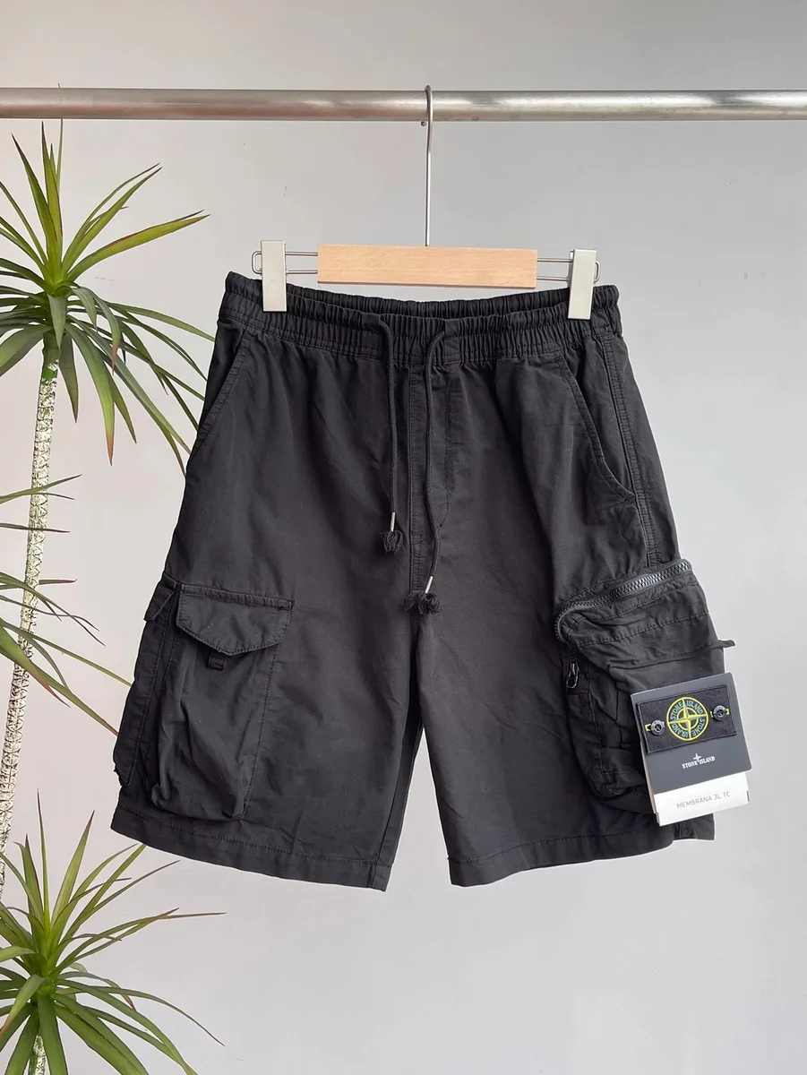 Stone Island 68-15 Black Cargo Shorts