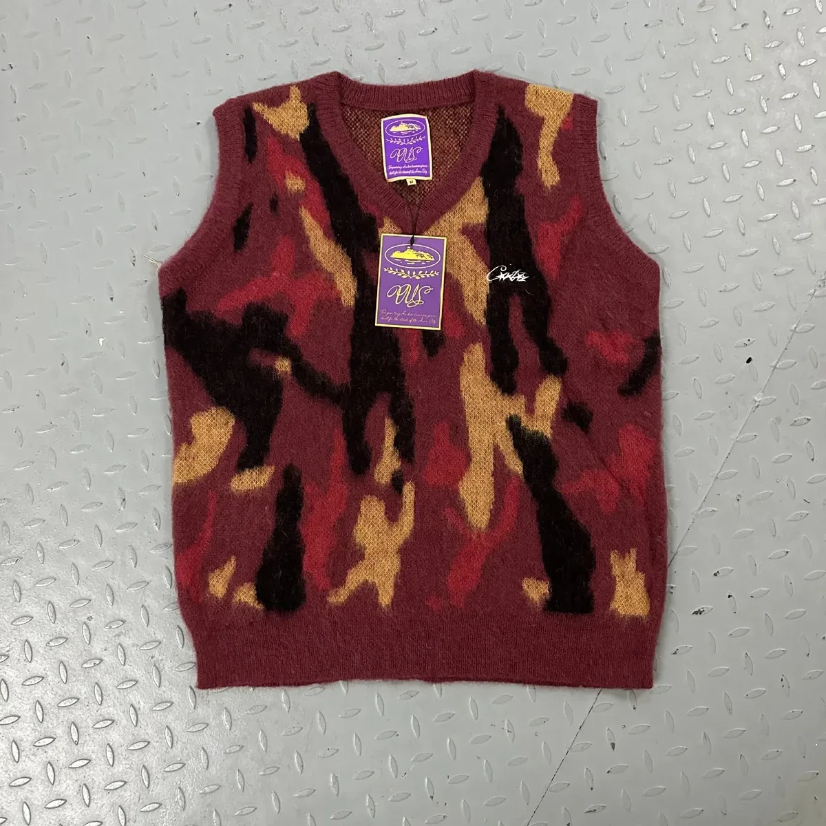 Unisex Camo Knit Vest Red & Tan Pattern Sweater