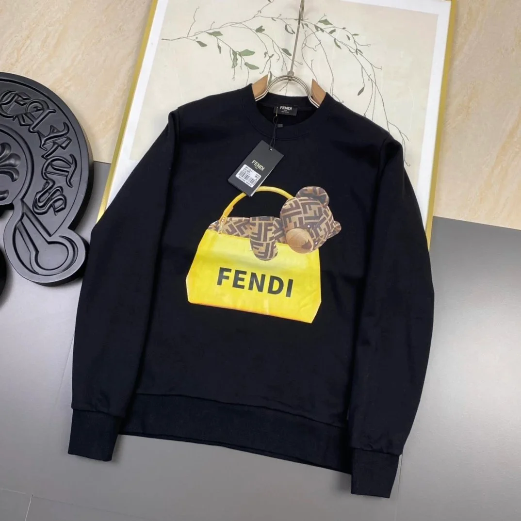 Fendi Bear Print Crewneck Sweatshirt Black