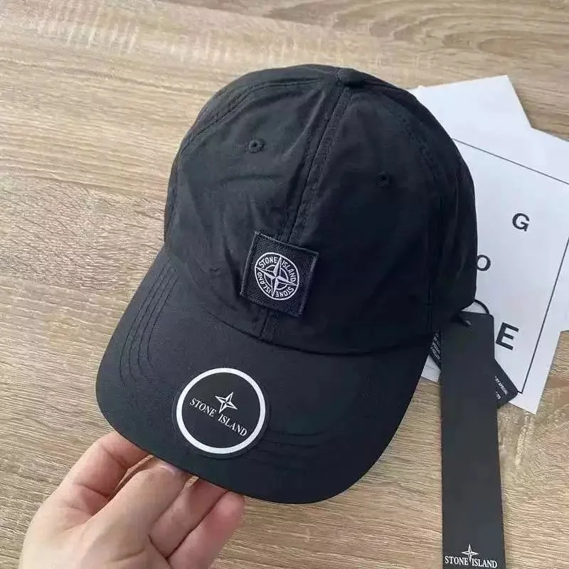Stone Island 68-15 Black Cap Headwear