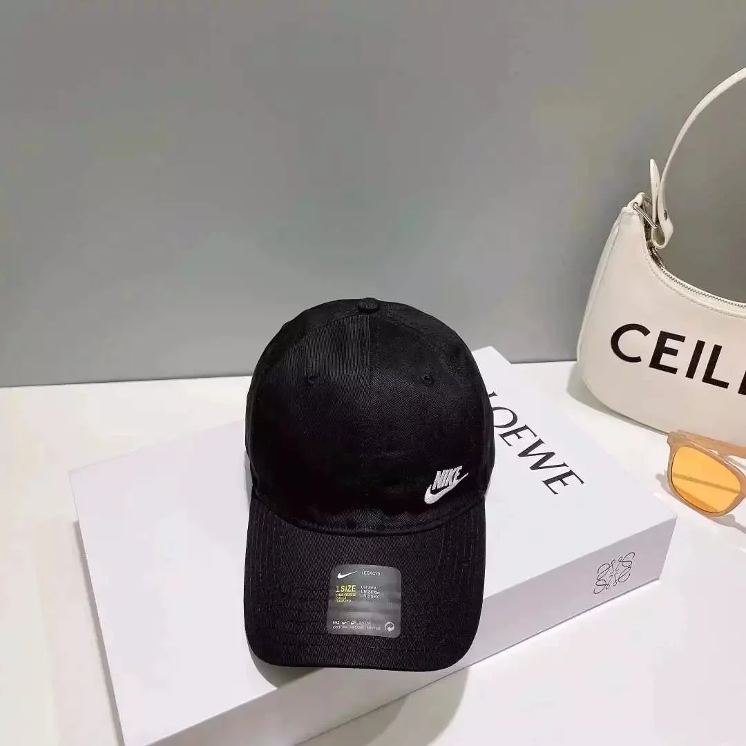 Nike Classic Black Cap Baseball Hat