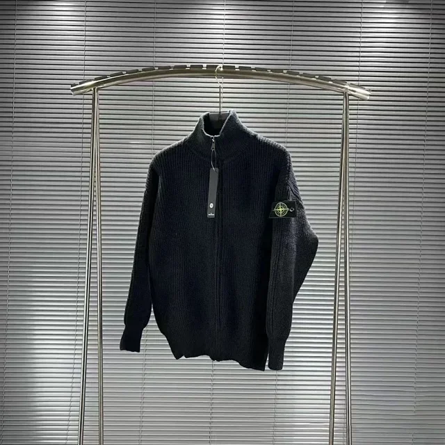 Stone Island 68-15 Black Zip-Up Sweater