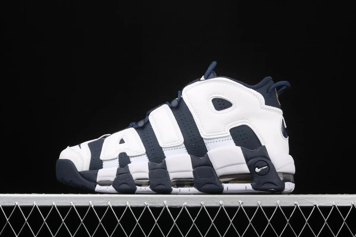 Nike Air More Uptempo 7 Sail/University Red Sneakers