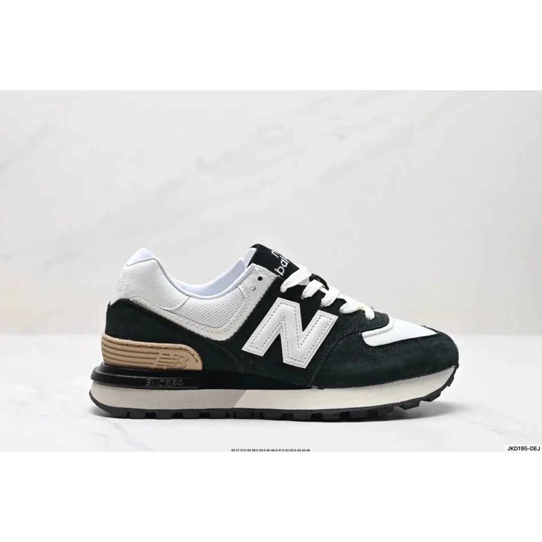 New Balance 574 Black/White Sneakers