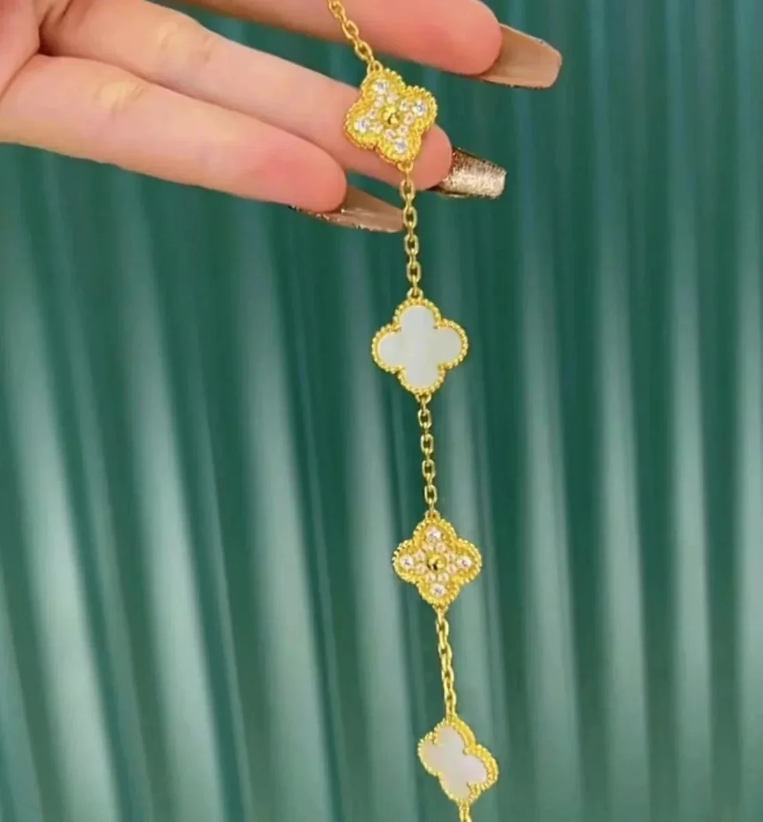 Van Cleef & Arpels Alhambra Gold White Mother-of-Pearl Jewelry