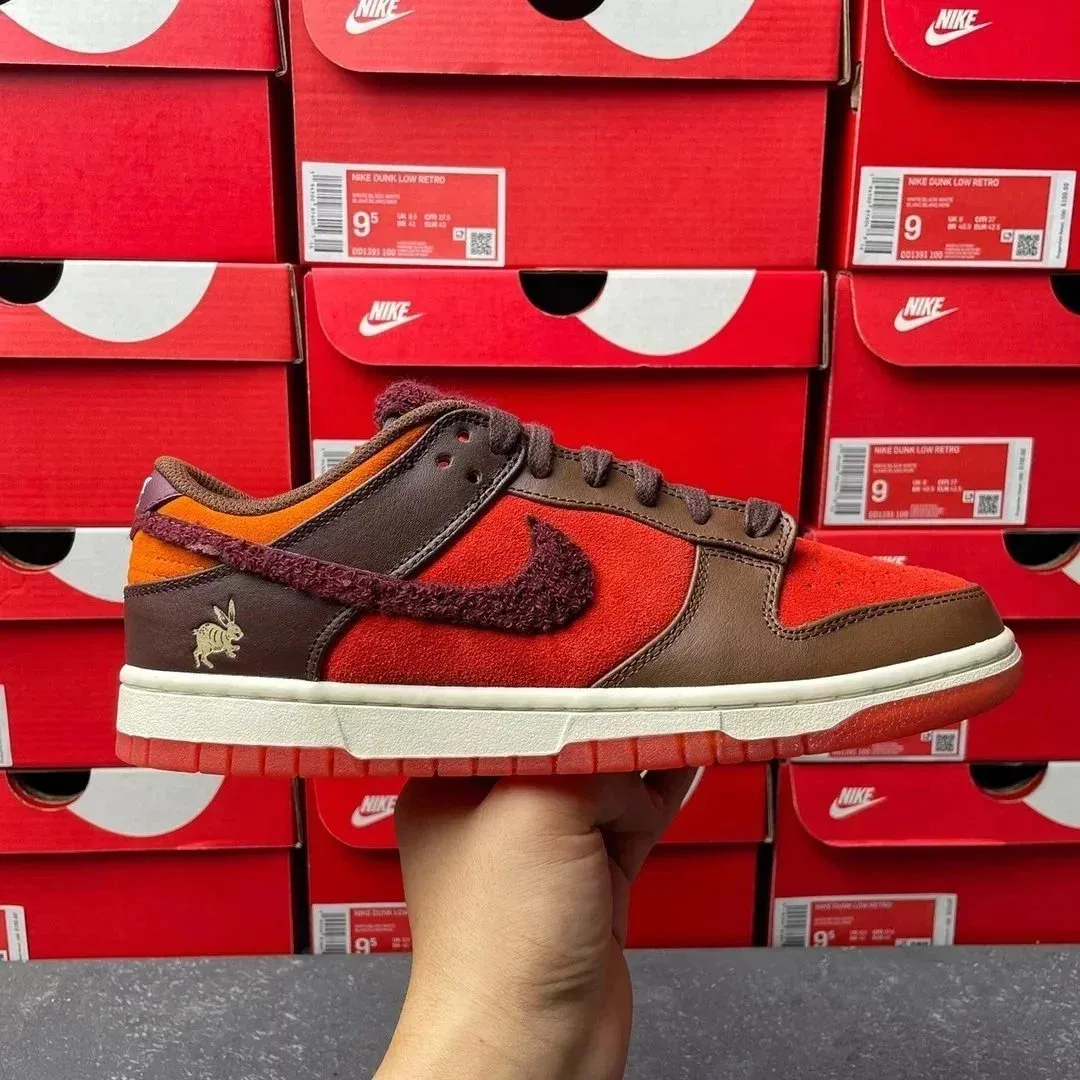 Nike Dunk Low FD4203-661 Rabbit Year Chengdu Limited Sneakers