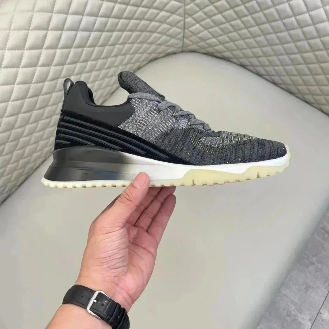 Unisex Gradient Knit Sneakers Black/White Product Type
