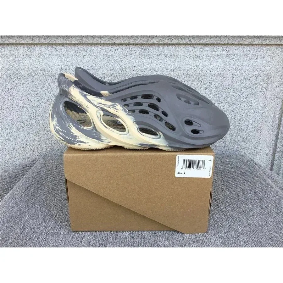Adidas Yeezy 700 Utility Grey Sneakers