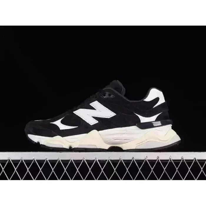 New Balance 900 '03 Triple Black Sneakers