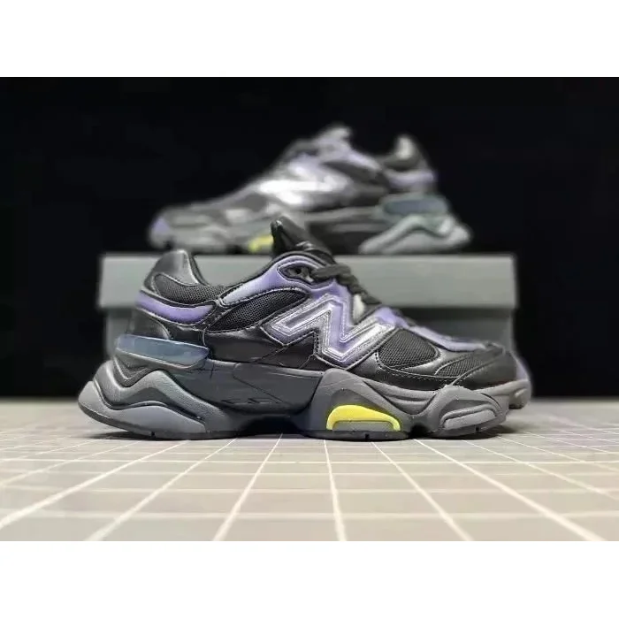 New Balance 900 Fresh Foam Black/Purple Sneakers