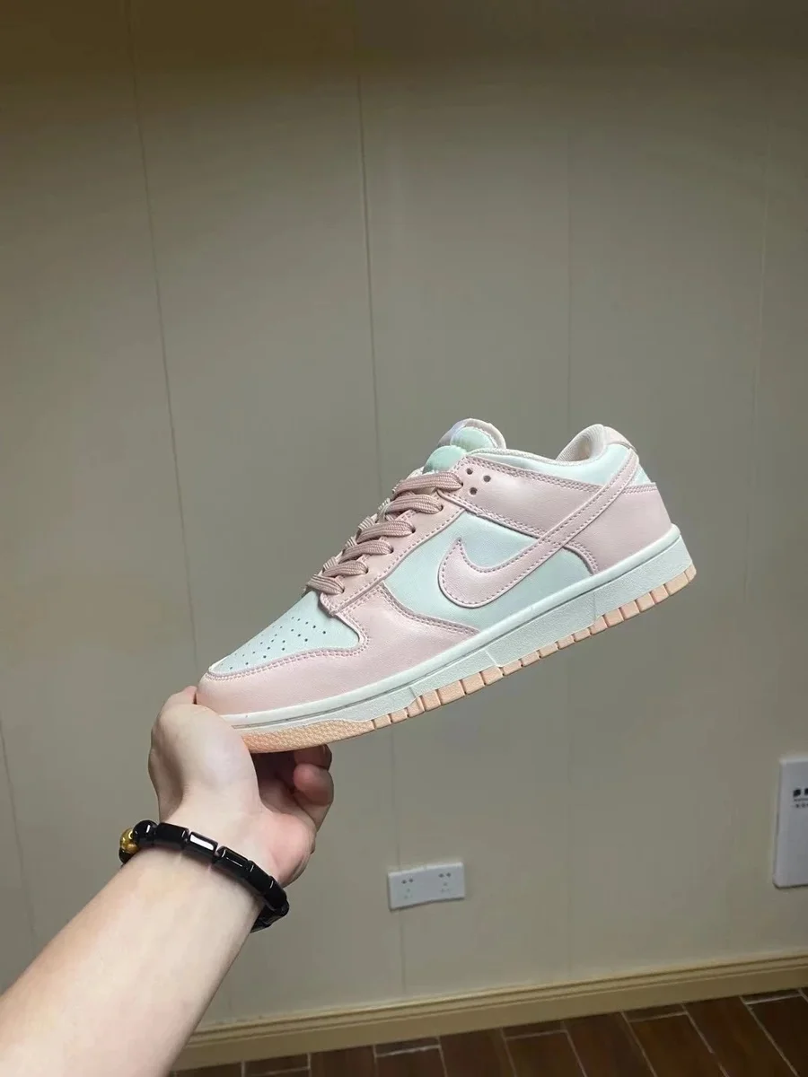 Nike Nike Dunk Low Pastel Pink & Mint Sneakers Pink - 1
