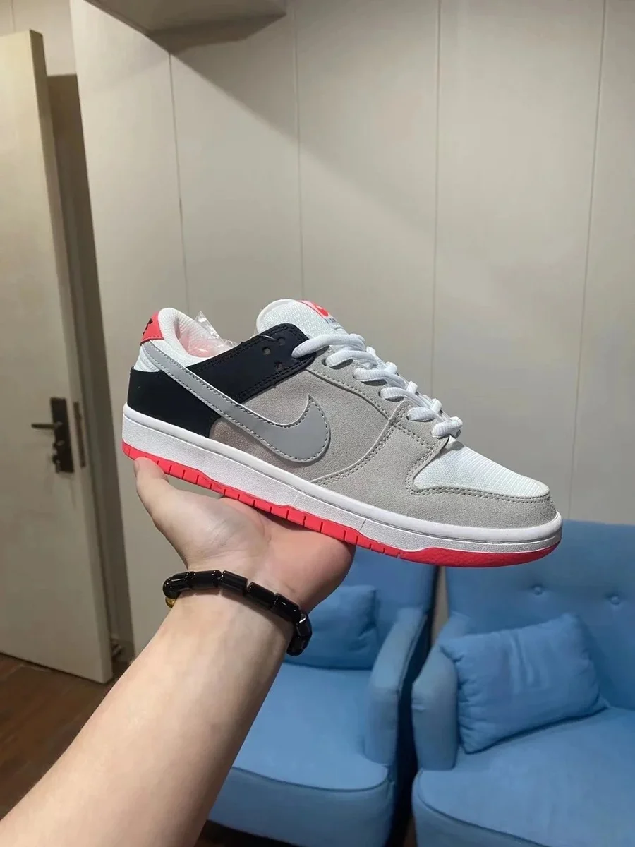 Nike Dunk Low Sail/University Red Sneakers