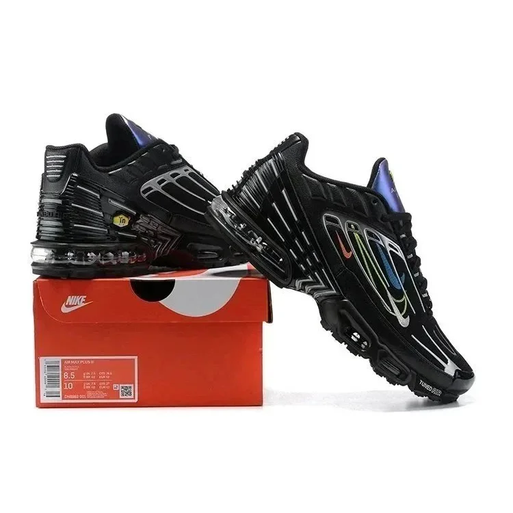 Nike Air Max Plus Tuned Air Triple Black Sneakers