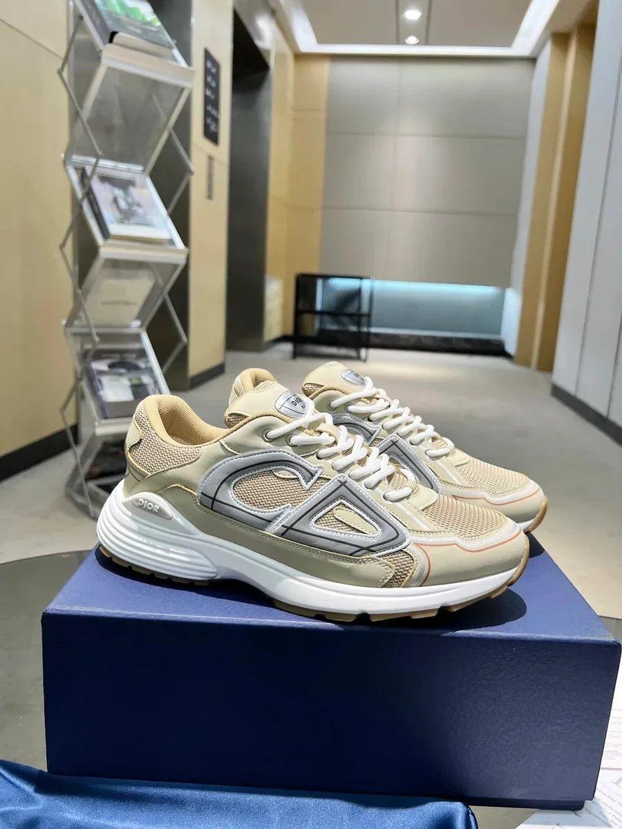 Dior Dior Book Tote Beige Sneakers