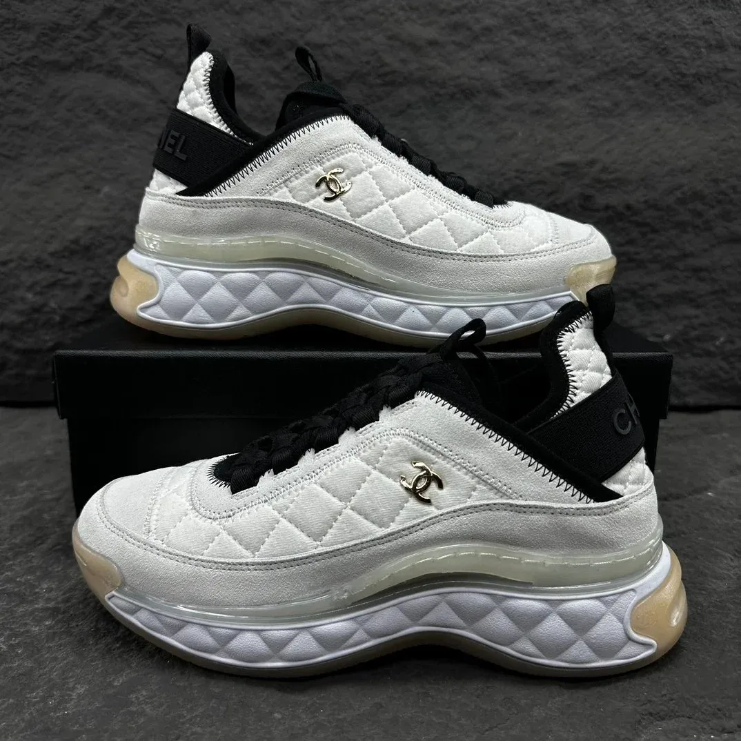 Chanel Runners White/Gold Sneakers
