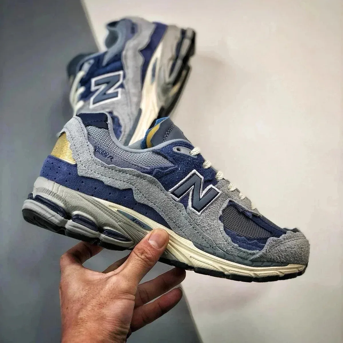 New Balance 2002R M2002RDI Sneakers