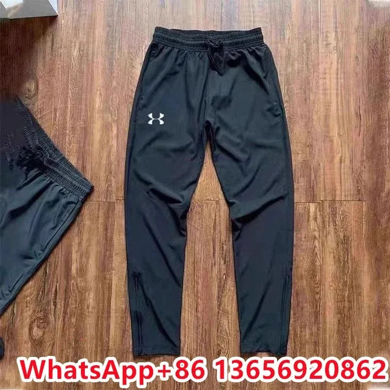 Under Armour Black Solid Sweatpants