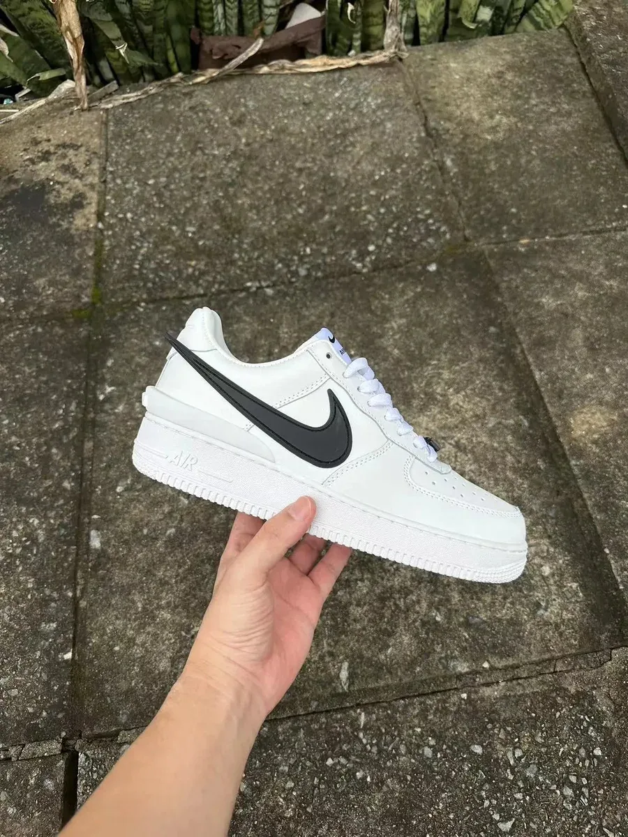 Nike Air Force 1 White/Black Sneakers