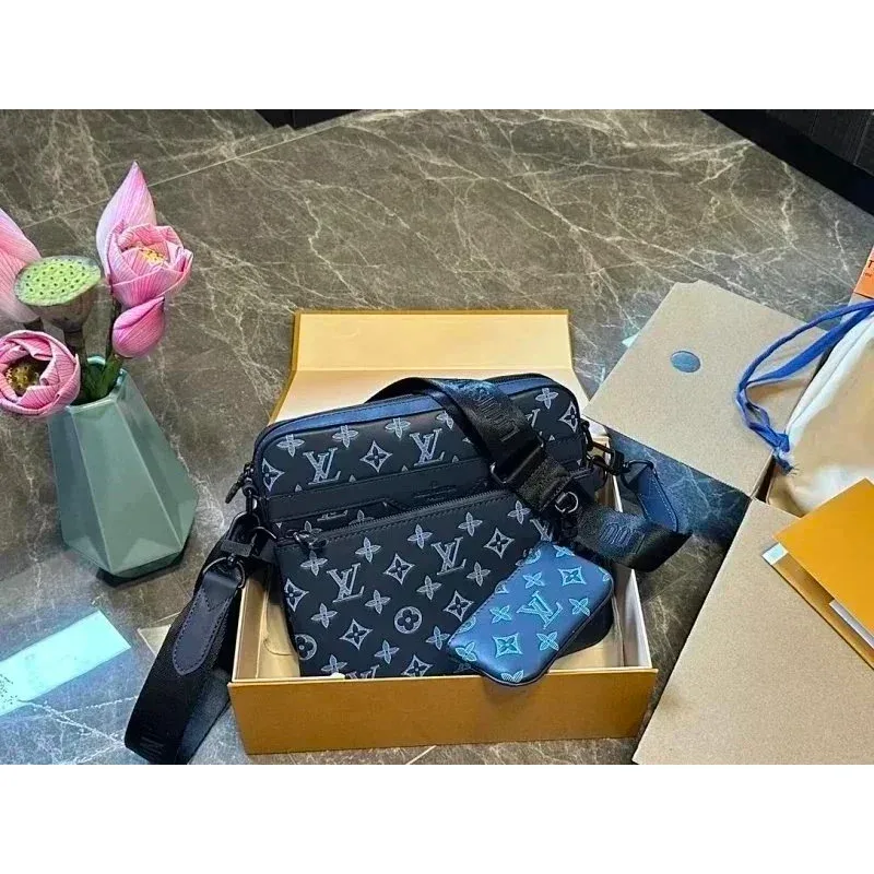 Louis Vuitton Neverfull Monogram Leather Shoulder Bag