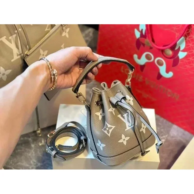 Louis Vuitton Neverfull Monogram Bucket Bag
