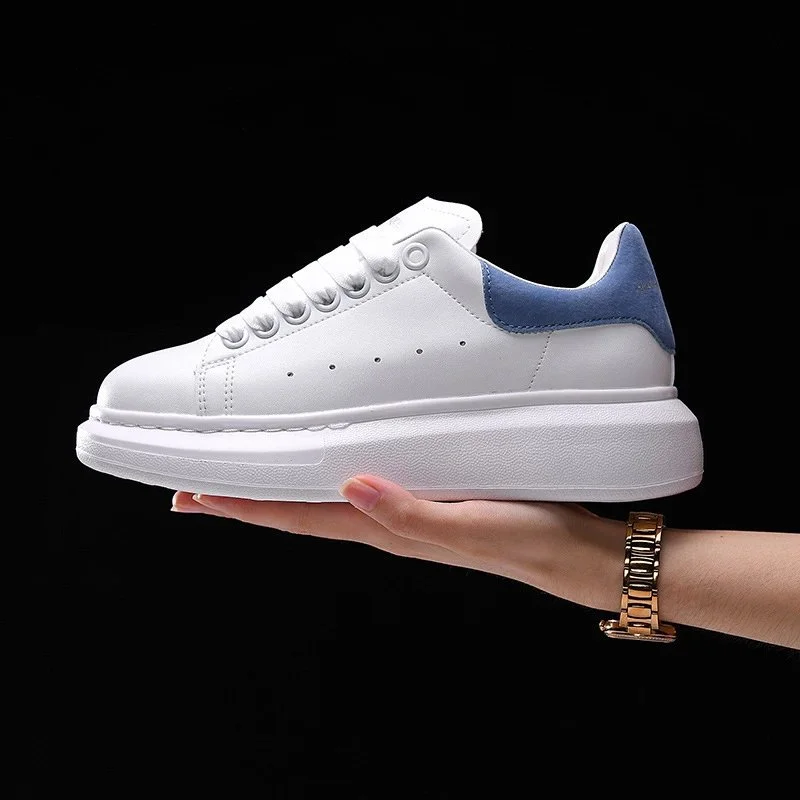 Alexander McQueen Oversized MQ-浅蓝尾 Sneakers