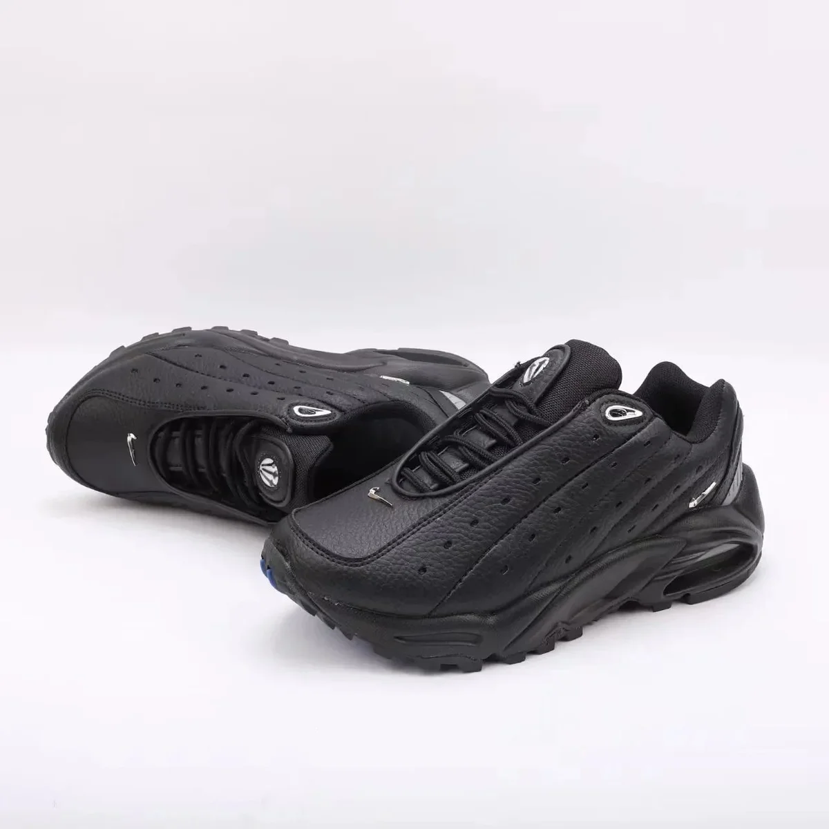 Nike Air Max 27 Triple Black Sneakers