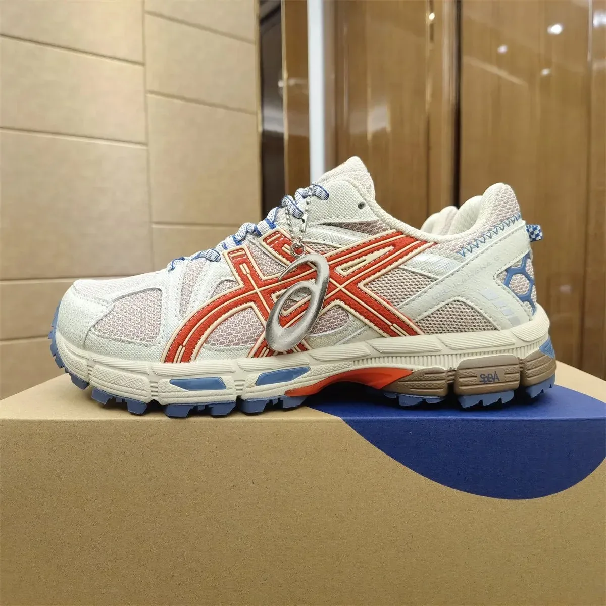 ASICS Gel-Kayano 25 White/Orange Sneakers