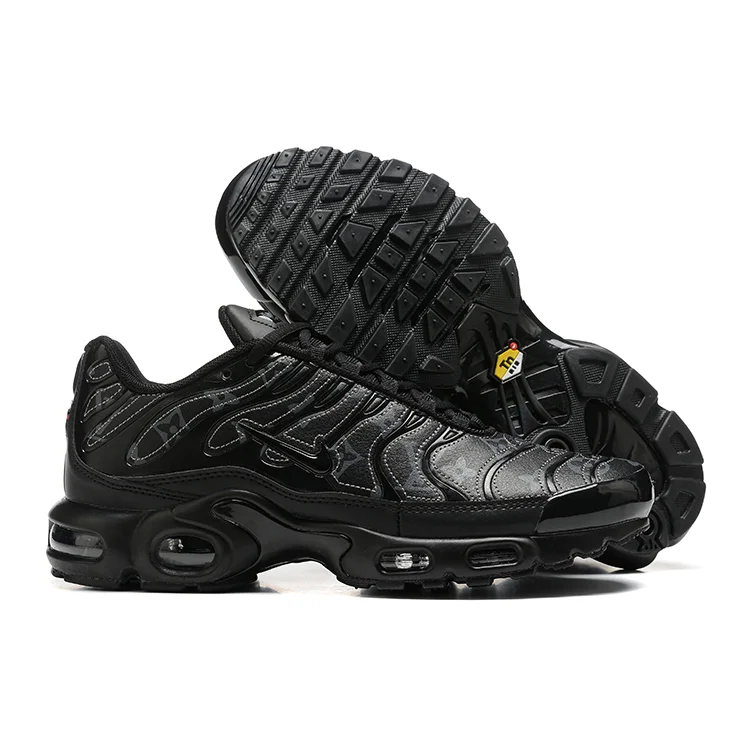 Nike Air Max Tuned Air Triple Black Sneakers