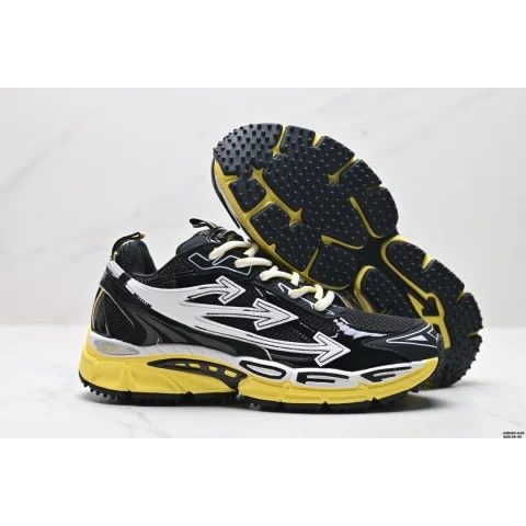 Black & Yellow Trail Running Sneakers