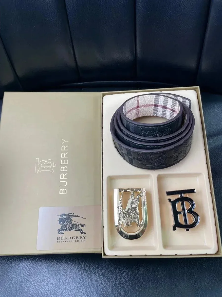 Burberry BURBERRY 37 Belt Set with Box