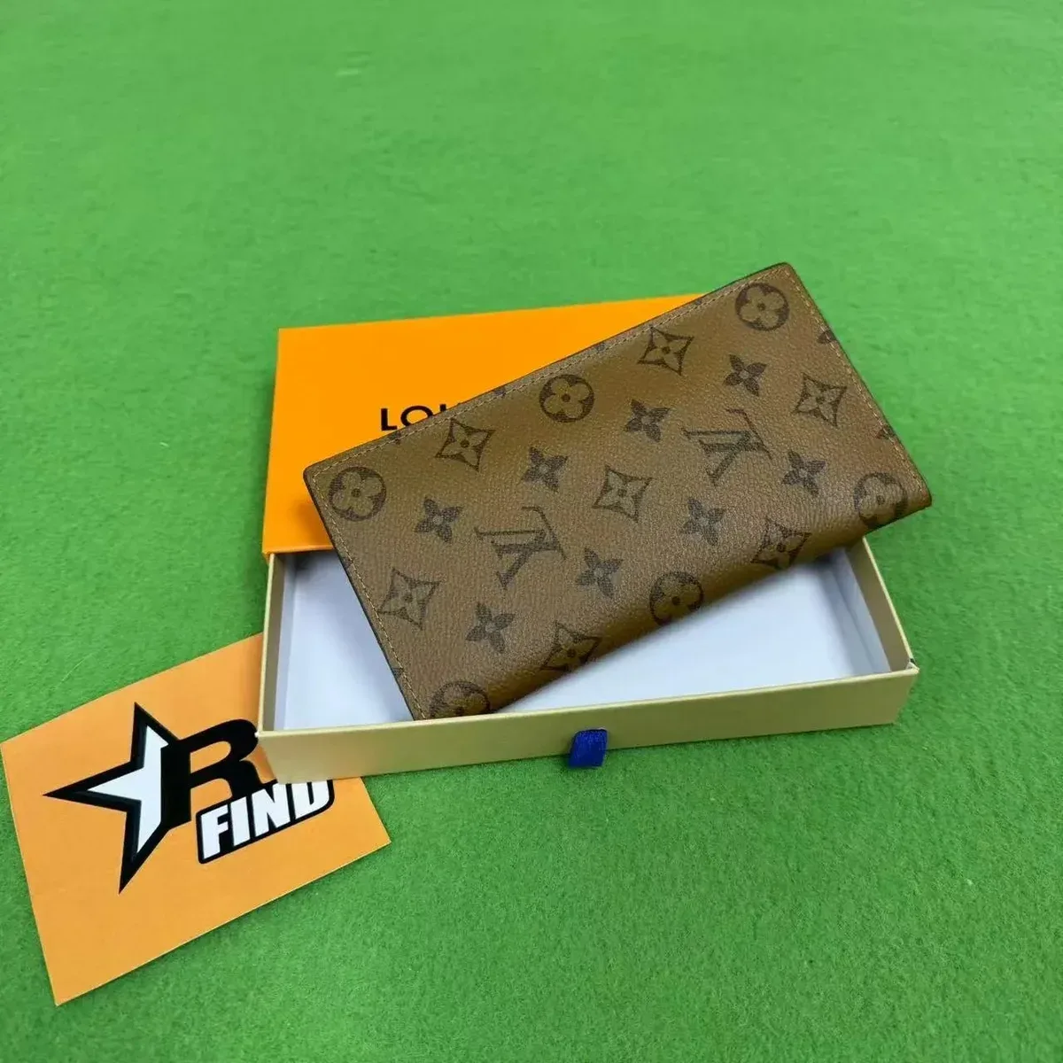 Louis Vuitton Neverfull Monogram Wallet Brown