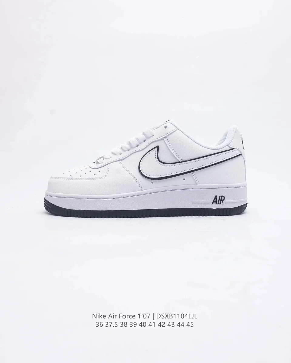 Nike Air Force 1 '07 Sail/Black Sneakers